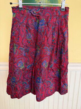 Gap Vintage 90s Red Paisley Shorts 3/4